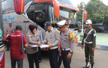 Jelang Libur Nataru, Ditlantas Polda Jatim Lakukan Ramp Check di Terminal Bus Trenggalek